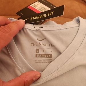 3 nike dri fit tshirts